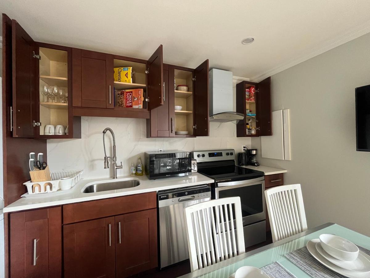 Coze Home In Vancouver Near Yvr ภายนอก รูปภาพ