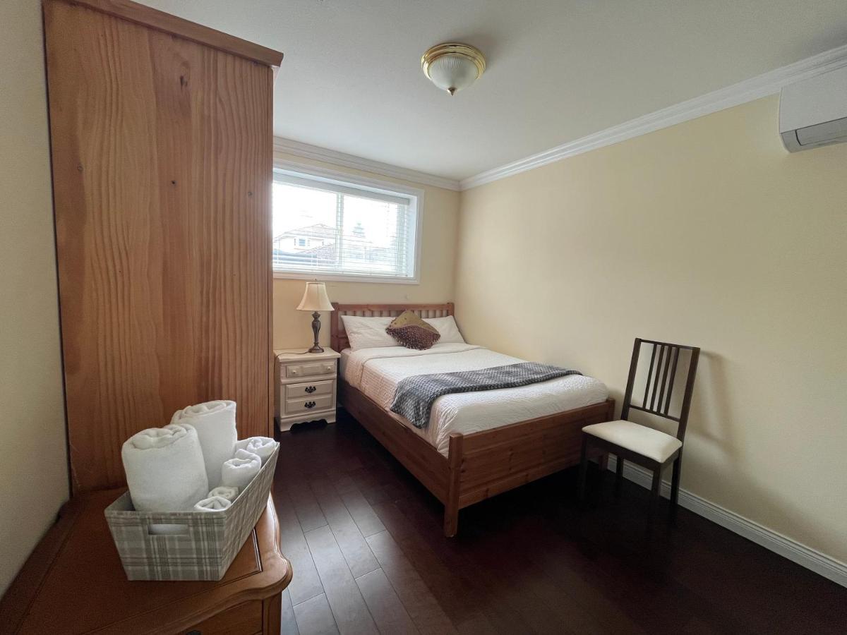 Coze Home In Vancouver Near Yvr ภายนอก รูปภาพ