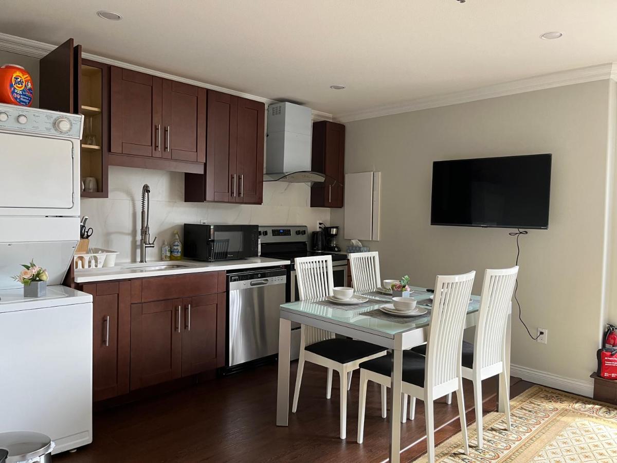 Coze Home In Vancouver Near Yvr ภายนอก รูปภาพ