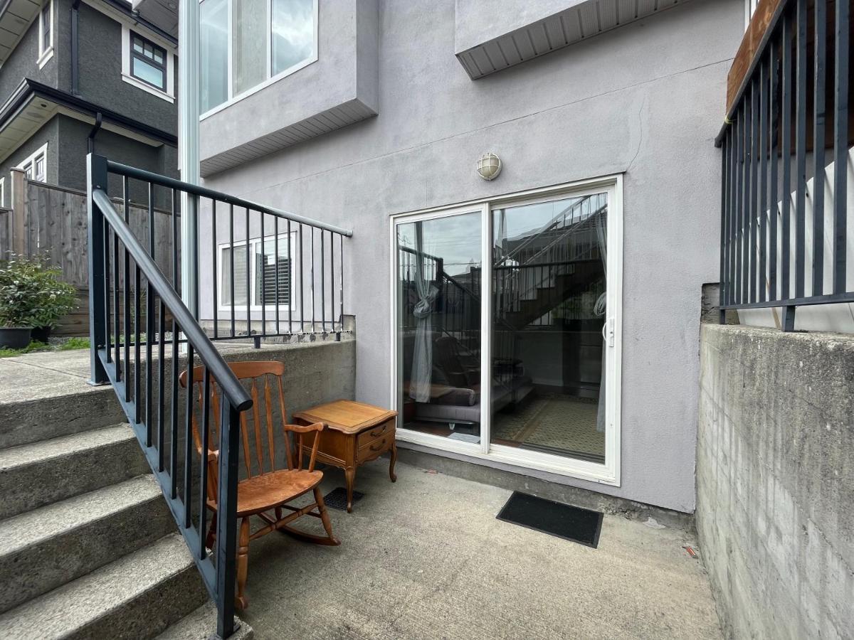 Coze Home In Vancouver Near Yvr ภายนอก รูปภาพ